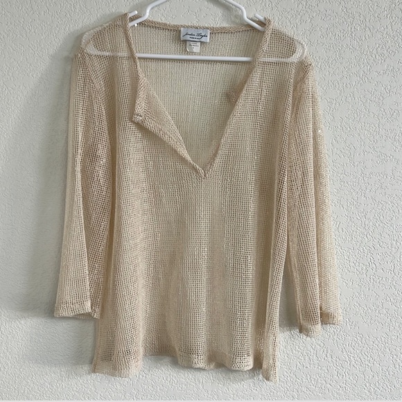 Jordan Taylor blouse - Picture 2 of 5